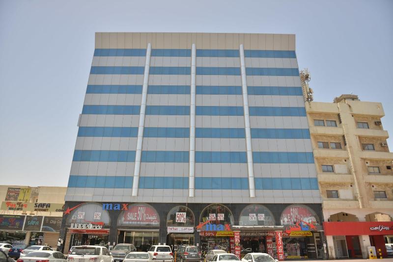 The First Tower Hotel Apartment - Aktivite