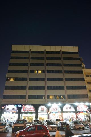 The First Tower Hotel Apartment otel fotoğrafı