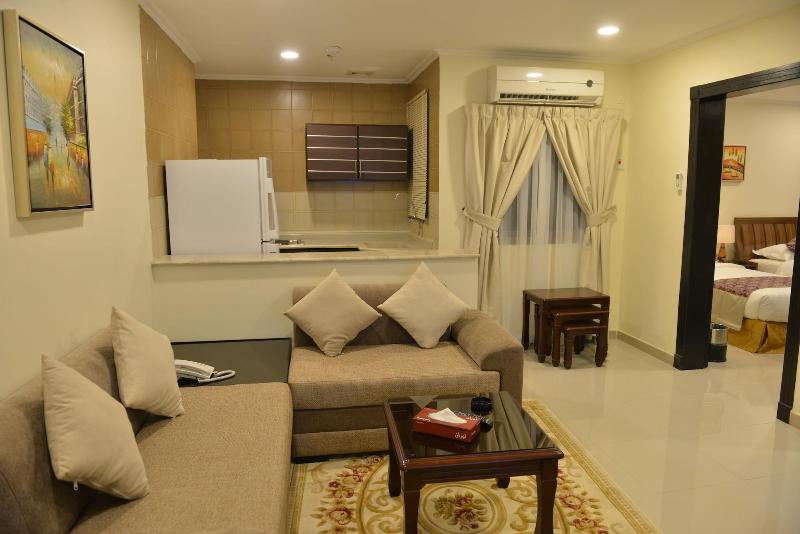 The First Tower Hotel Apartment - Oda