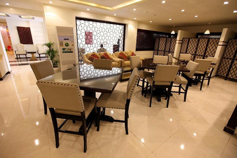 Address Tower Hotel - Lobi