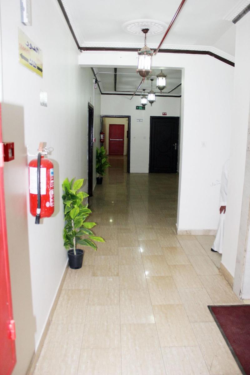 Al Eairy Furnished Apartments Qassim 1 - Lobi