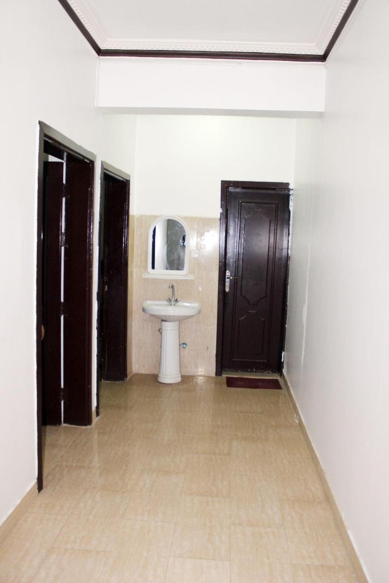 Al Eairy Furnished Apartments Qassim 1 - Oda