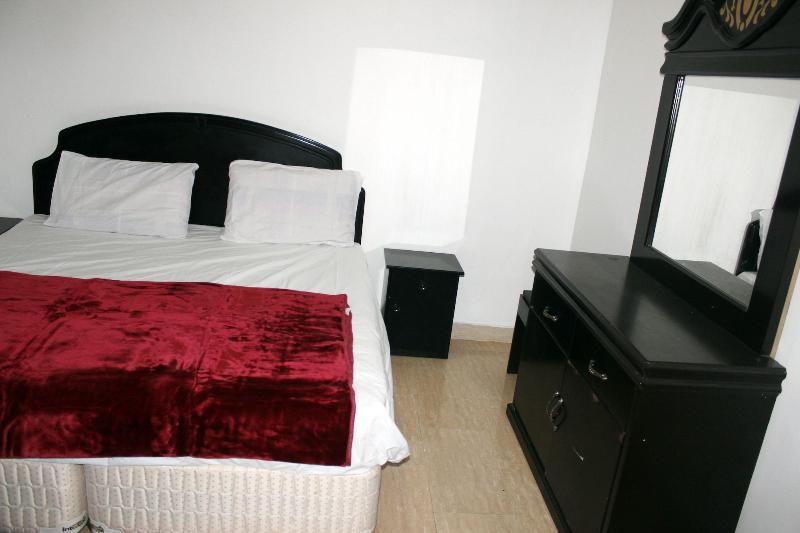 Al Eairy Furnished Apartments Qassim 1 - Oda