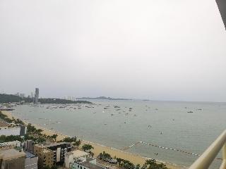 View Talay 6 Condominium by Honey fotoÄŸrafÄ±