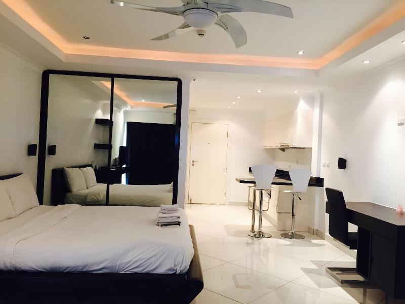 View Talay 6 Condominium by Honey - Oda