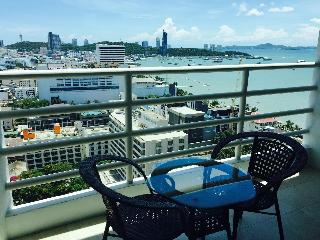 View Talay 6 Condominium by Honey fotoÄŸrafÄ±