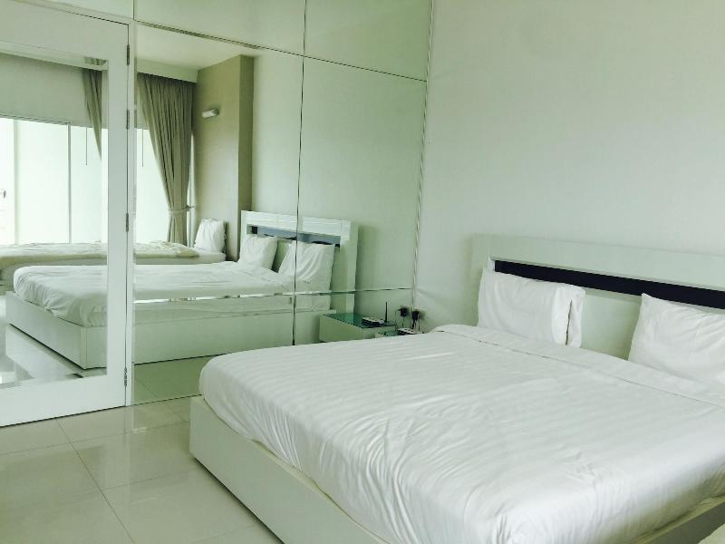 View Talay 6 Condominium by Honey - Oda