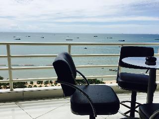 View Talay 6 Condominium by Honey fotoÄŸrafÄ±