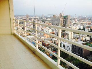 View Talay 6 Condominium by Honey fotoÄŸrafÄ±