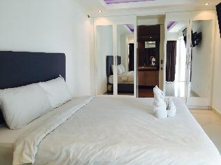 View Talay 6 Condominium by Honey fotoÄŸrafÄ±