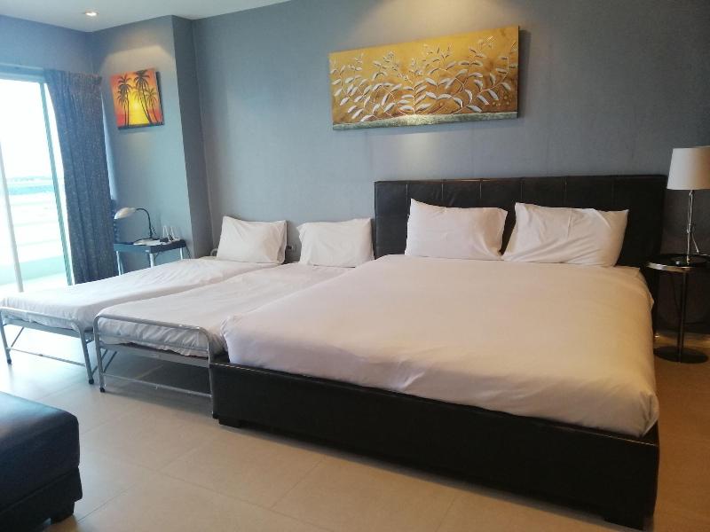 View Talay 6 Condominium by Honey - Oda