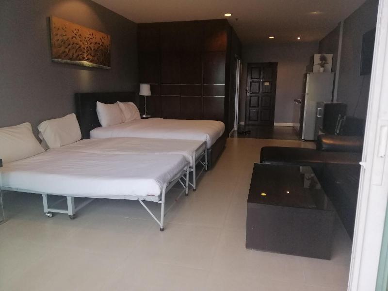 View Talay 6 Condominium by Honey - Oda