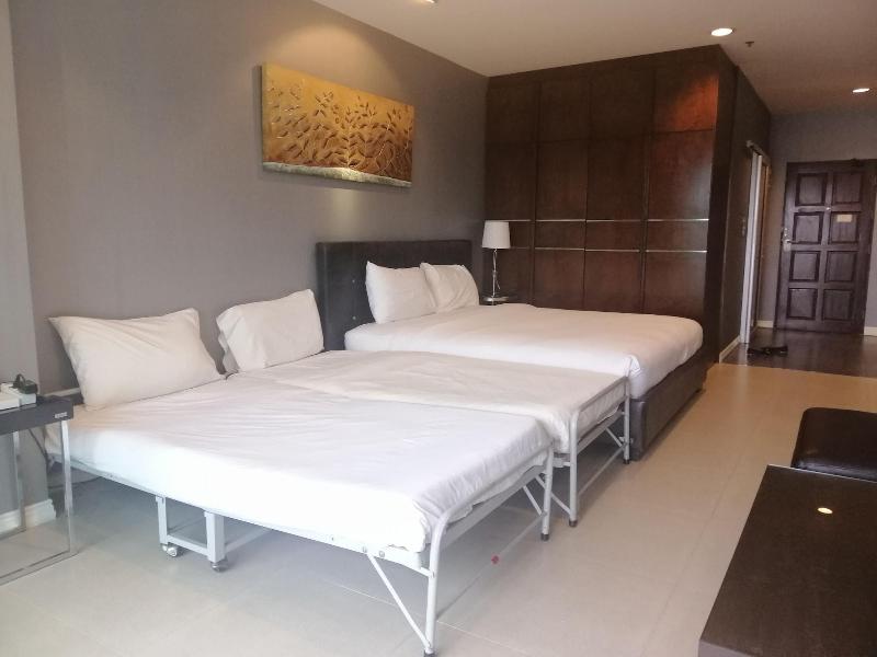 View Talay 6 Condominium by Honey - Oda