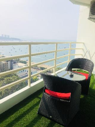 View Talay 6 Condominium by Honey fotoÄŸrafÄ±