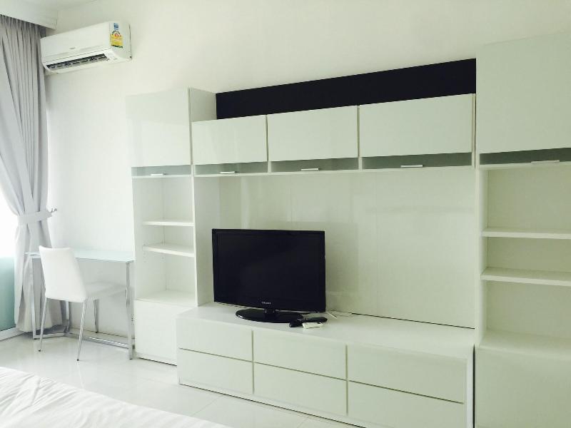 View Talay 6 Condominium by Honey - Oda