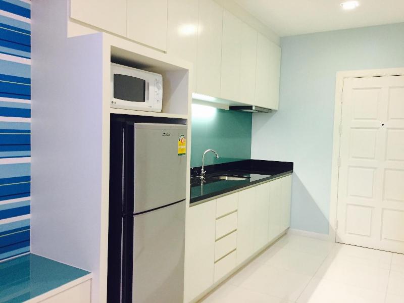 View Talay 6 Condominium by Honey - Oda