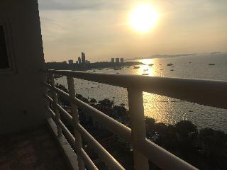 View Talay 6 Condominium by Honey fotoÄŸrafÄ±