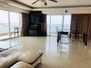 View Talay 6 Condominium by Honey fotoÄŸrafÄ±