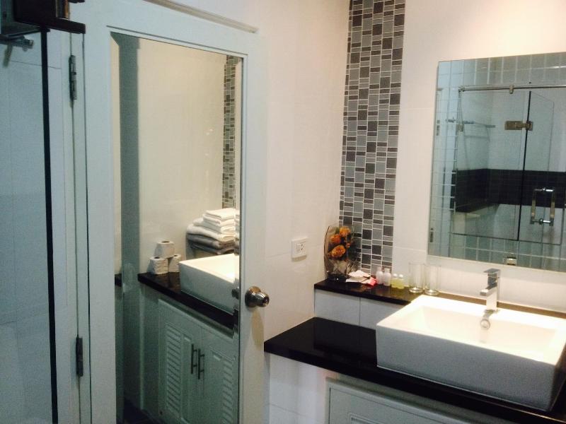 View Talay 6 Condominium by Honey - Oda