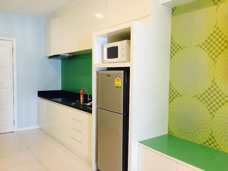 View Talay 6 Condominium by Honey - Oda