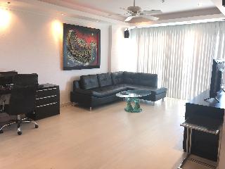 View Talay 6 Condominium by Honey fotoÄŸrafÄ±