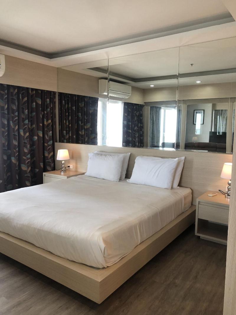 View Talay 6 Condominium by Honey - Oda