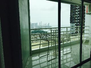 View Talay 6 Condominium by Honey fotoÄŸrafÄ±