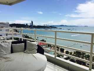 View Talay 6 Condominium by Honey fotoÄŸrafÄ±