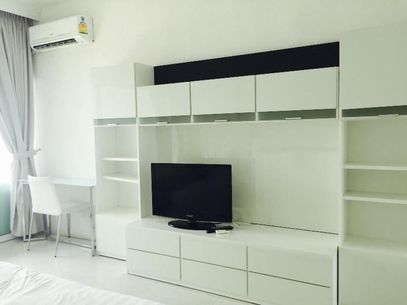 View Talay 6 Condominium by Honey - Oda