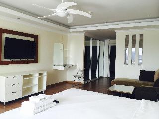 View Talay 6 Condominium by Honey fotoÄŸrafÄ±