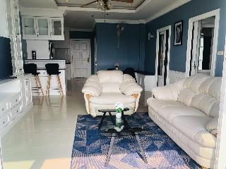 View Talay 6 Condominium by Honey fotoÄŸrafÄ±