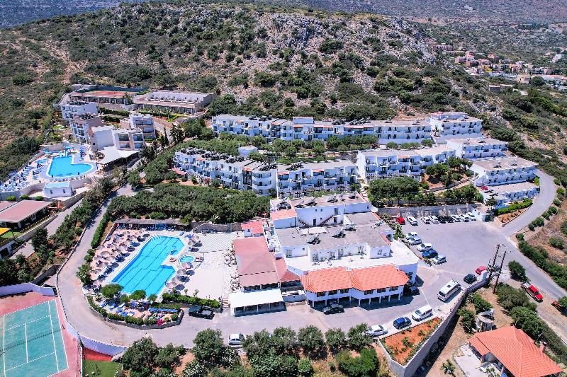 Semiramis Village - Genel
