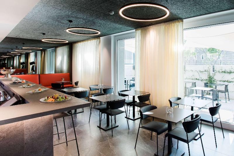 Amedia Milan, Trademark Collection by Wyndham - Bar