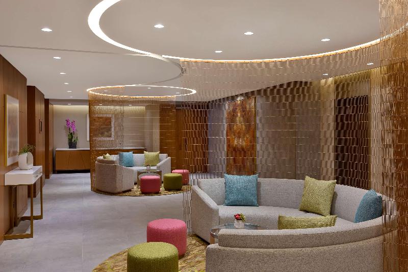 DoubleTree by Hilton Sharjah Waterfront Hotel & Re - Toplantı
