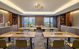 DoubleTree by Hilton Sharjah Waterfront Hotel & Re fotoÄŸrafÄ±