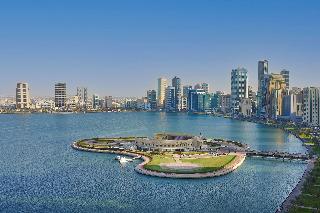 DoubleTree by Hilton Sharjah Waterfront Hotel & Re otel fotoğrafı