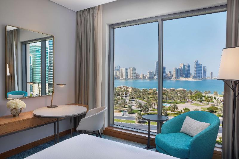 DoubleTree by Hilton Sharjah Waterfront Hotel & Re - Oda