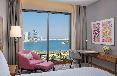 DoubleTree by Hilton Sharjah Waterfront Hotel & Re oda fotoğrafı