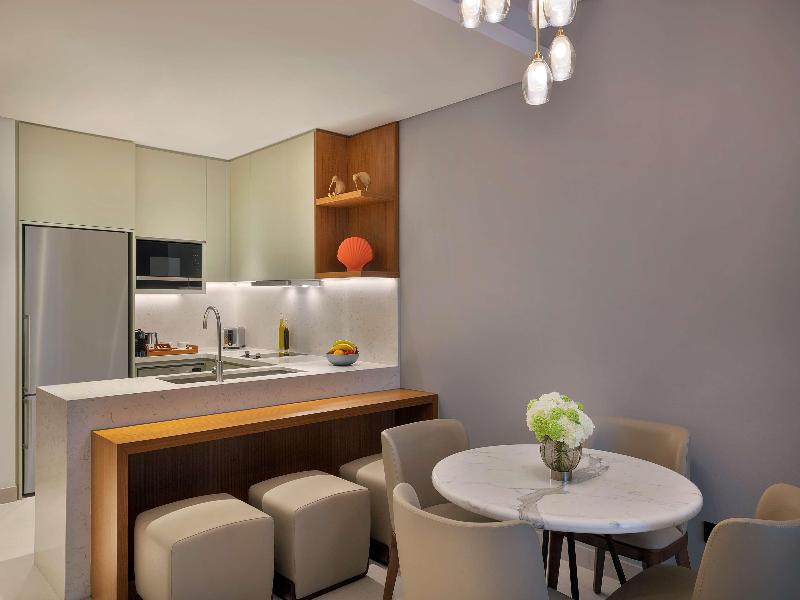DoubleTree by Hilton Sharjah Waterfront Hotel & Re - Oda