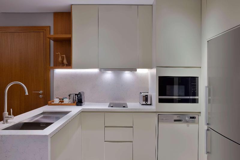 DoubleTree by Hilton Sharjah Waterfront Hotel & Re - Oda