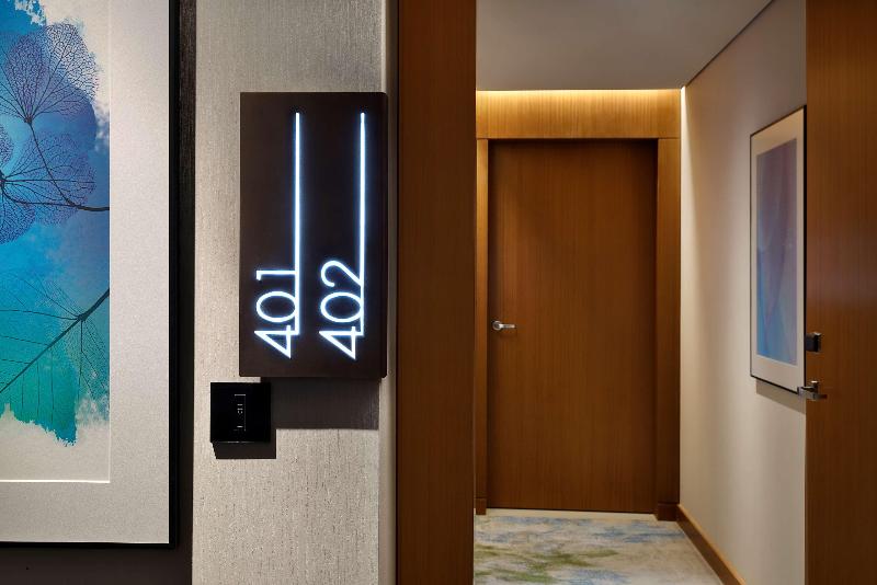 DoubleTree by Hilton Sharjah Waterfront Hotel & Re - Oda