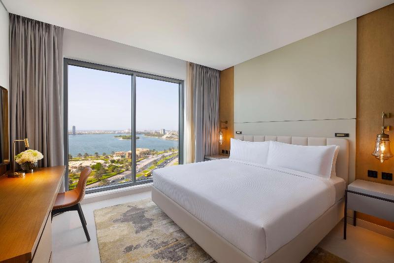 DoubleTree by Hilton Sharjah Waterfront Hotel & Re - Oda
