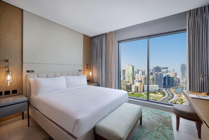 DoubleTree by Hilton Sharjah Waterfront Hotel & Re - Oda