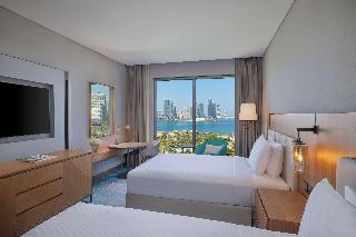 DoubleTree by Hilton Sharjah Waterfront Hotel & Re fotoÄŸrafÄ±