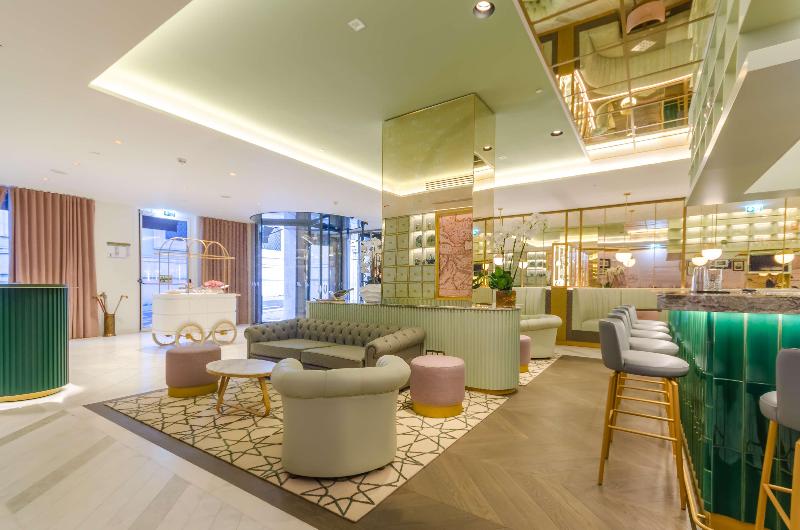 The Emerald House Lisbon, Curio Collection by Hilt - Genel