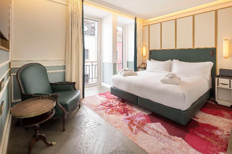 The Emerald House Lisbon, Curio Collection by Hilt - Oda