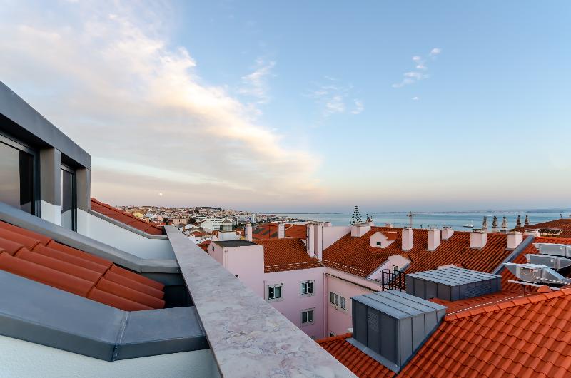 The Emerald House Lisbon, Curio Collection by Hilt - Oda