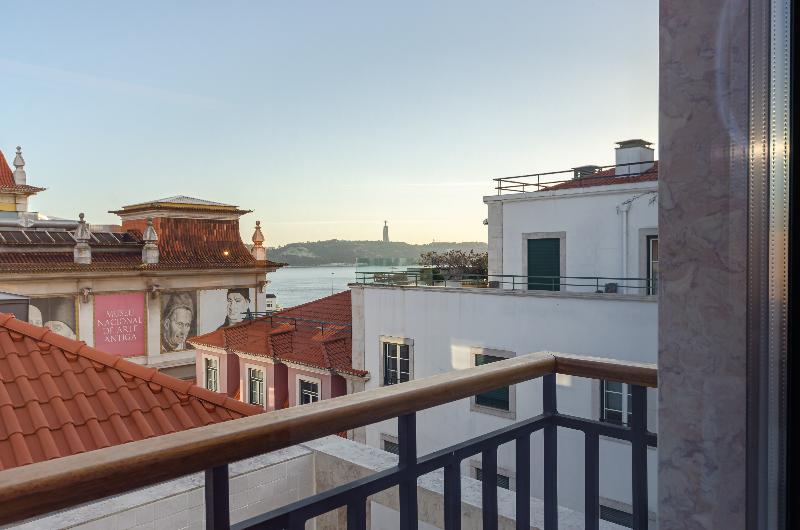 The Emerald House Lisbon, Curio Collection by Hilt - Oda