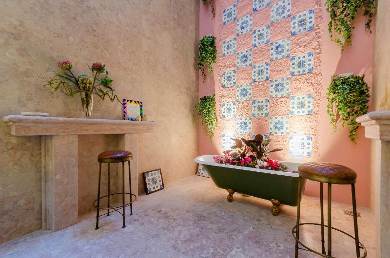 The Emerald House Lisbon, Curio Collection by Hilt - Restoran