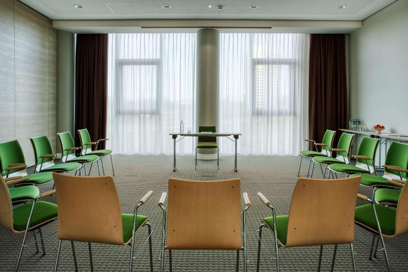 IntercityHotel Amsterdam Airport - Toplantı